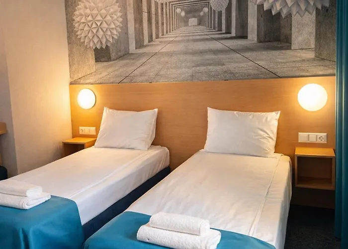 Хотел Westgate - Free Parking