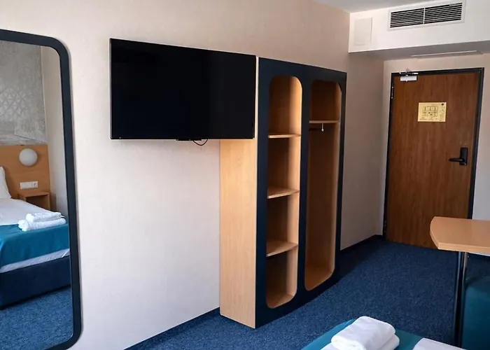 Хотел Westgate - Free Parking